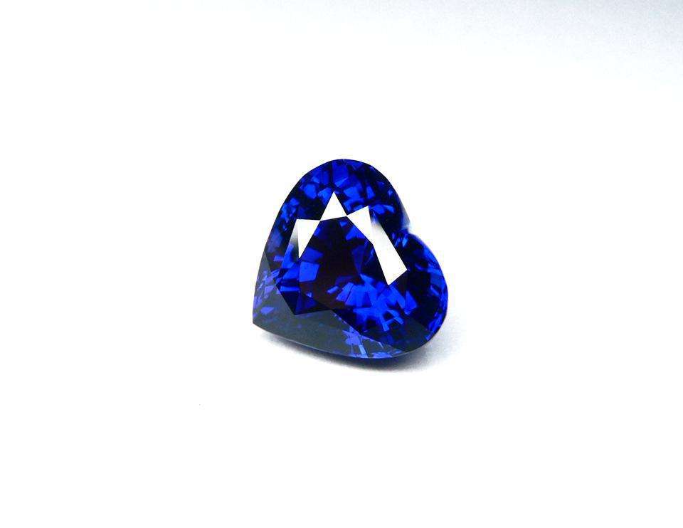 要了解一颗蓝宝石的价格，这些宝石常识不可不知！
