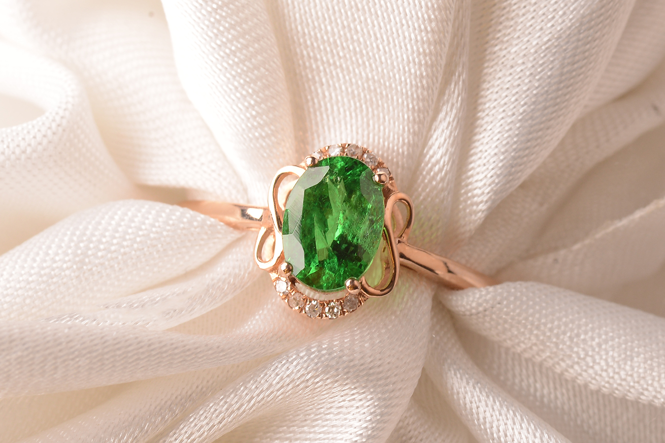 绿色宝石的新贵 沙弗莱石值得你拥有