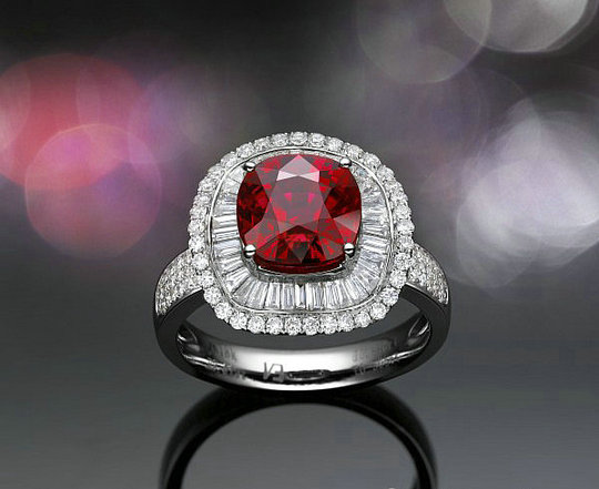 红宝石的价值主要取决颜色与大小