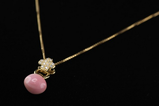 珍珠项链和镯子的理想材料——Akoya珍珠