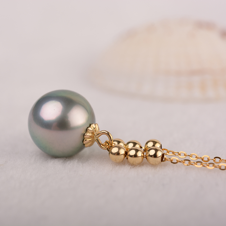 美丽的珍珠，适合于每一位女性