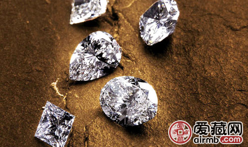 钻石都能人工制造了　人工钻石和天然钻石有区别吗