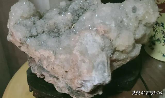 真水晶原石一般多少钱,请圈友帮忙看看这块水晶原石值多少钱？