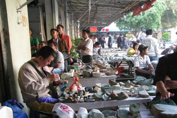 福州翡翠原石市场在哪_福州哪里有翡翠原石