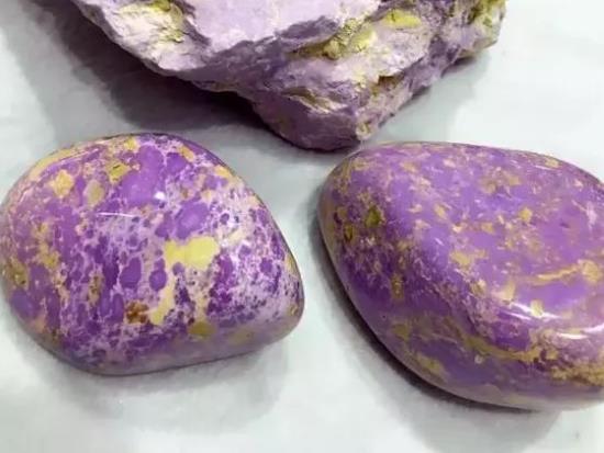 紫云母石真假对比及特征