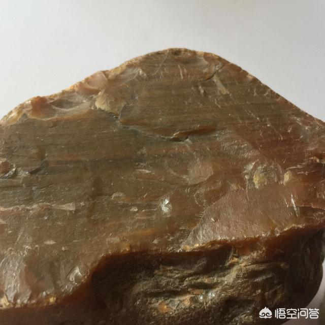 什么样的石头是玉石原石,怎么辨别石头和玉石？哪些石头比玉还值钱？