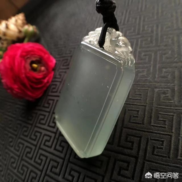 冰种春彩翡翠好不好,现在市场上翡翠冰种价格表现如何？