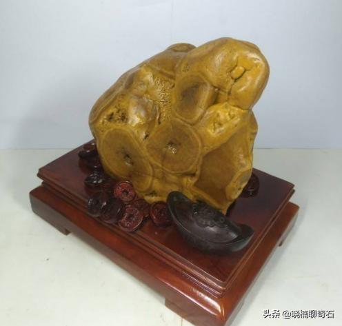 桂林鸡血玉介绍,你知道中国的奇石有哪些吗？