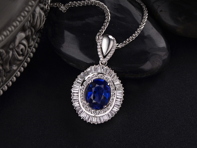 斯里兰卡蓝宝石有哪些特点？鉴别斯里兰卡蓝宝石
