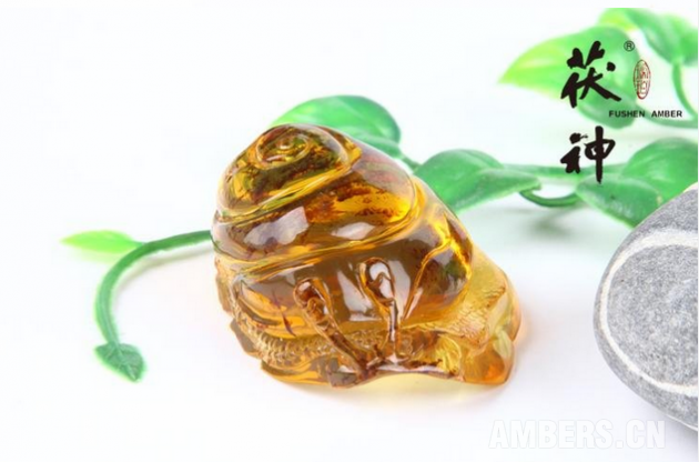 琥珀蜜蜡，你认为块头越大就一定越好吗？