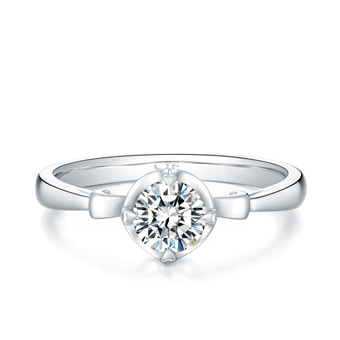 戒指上的钻石是什么材质