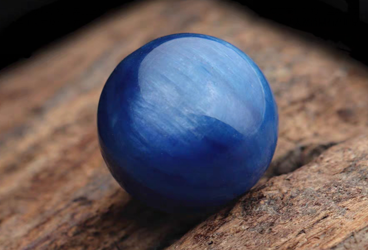 纯天然蓝晶石产地是哪里，蓝晶石产地有哪些？