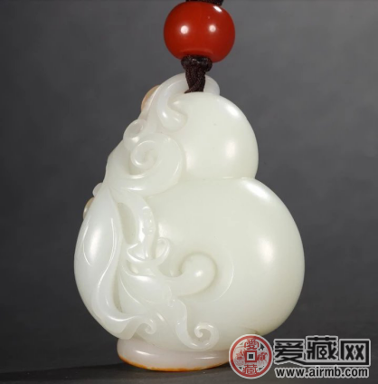 油青冰糯种翡翠盘玉能不能蹭鼻油？盘玉要怎么盘？