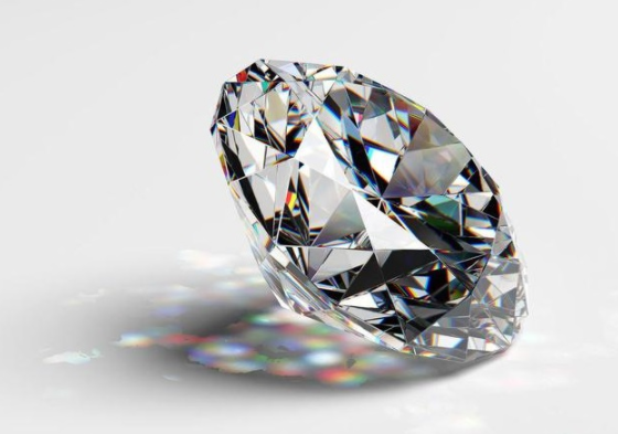 怎么鉴别钻石真假？用肉眼简单判断真假钻石  第3张