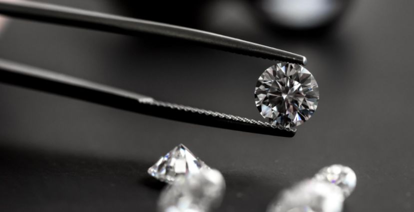 你能接受人工培育钻石吗？人工钻石会取代天然钻石吗？