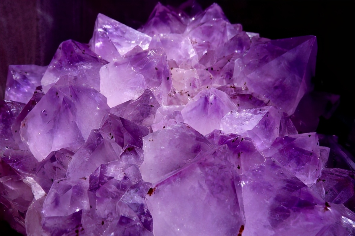 二月生辰石——紫水晶：吉星高照，紫气东来，开工大吉