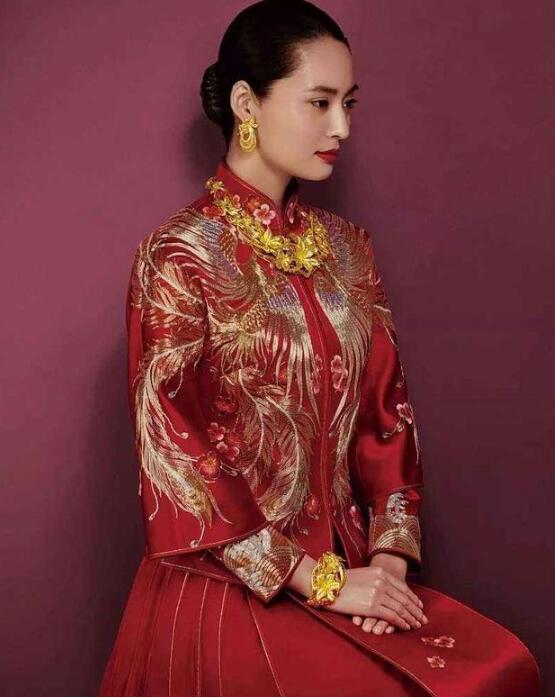 中国女人黄金首饰