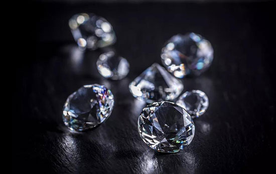埃罗莎计划推出新的钻石品牌荧光钻石