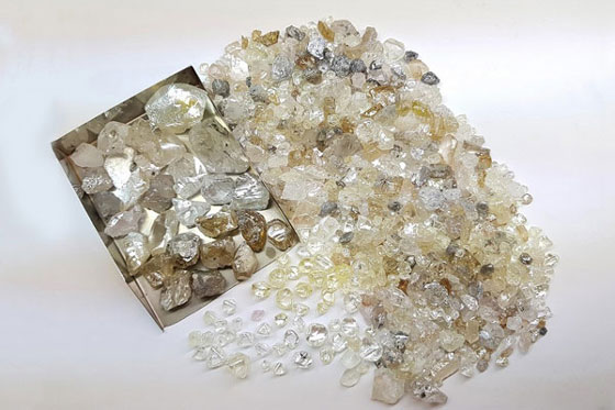 Lucapa 200万美元售出1782克拉安哥拉钻石原石