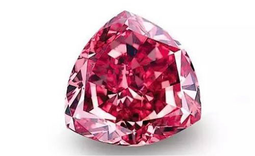 培育钻石迎来新成员，CARAXY成功培育出红色钻石