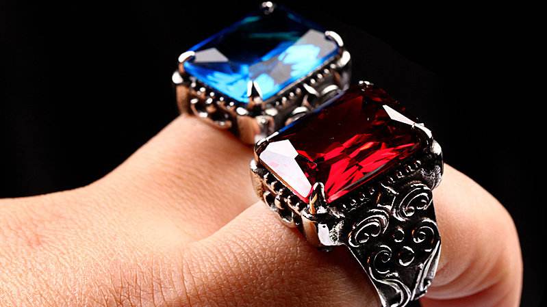 红宝石和蓝宝石哪个更贵？来看看红蓝宝石价格对比吧！
