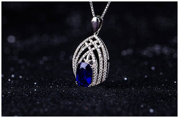 最好的蓝宝石价格是多少？它产自于哪里？