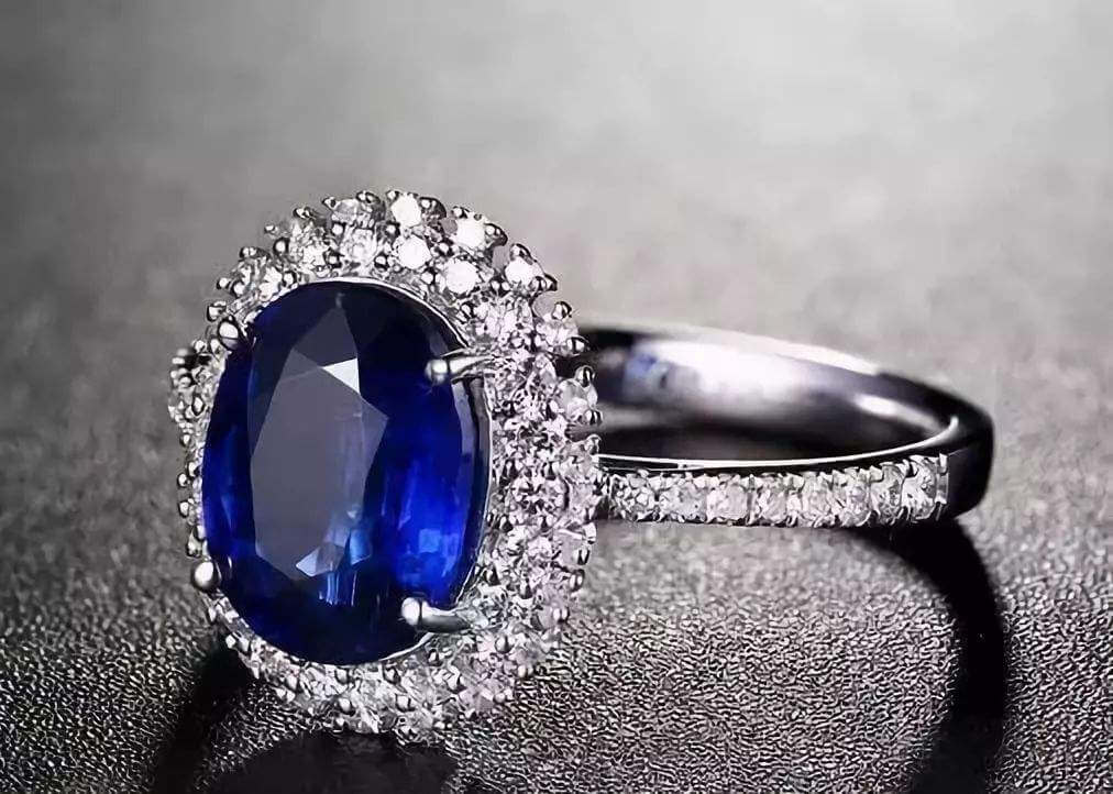 最值得投资的蓝宝石品种有哪些？大家在珠宝店时要仔细留意！