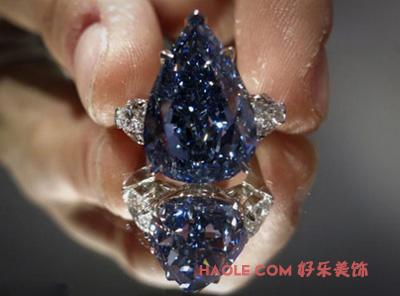 史上最大蓝钻石拍出2379万美元天价