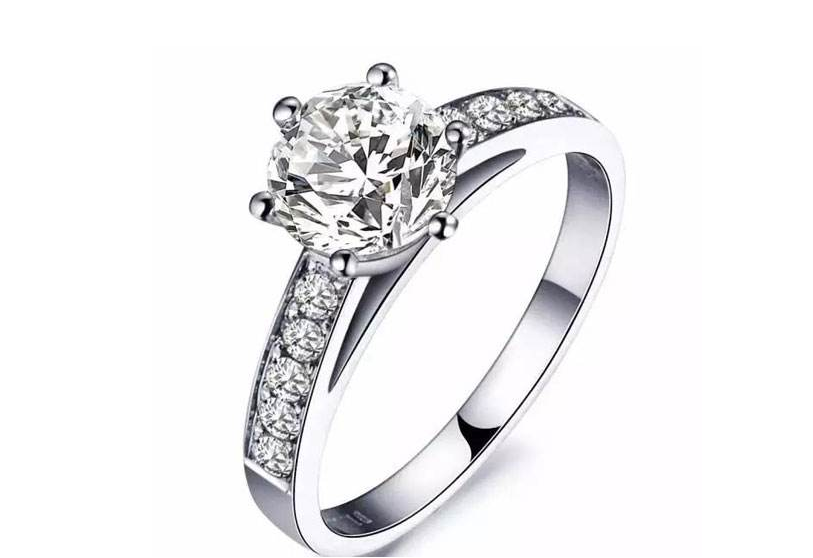 结婚选择钻石戒指还是黄金戒指