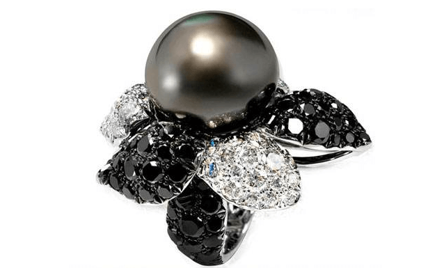 黑色钻石价格如何？分享关于黑色钻石的传说-第3张图片-冰筹网