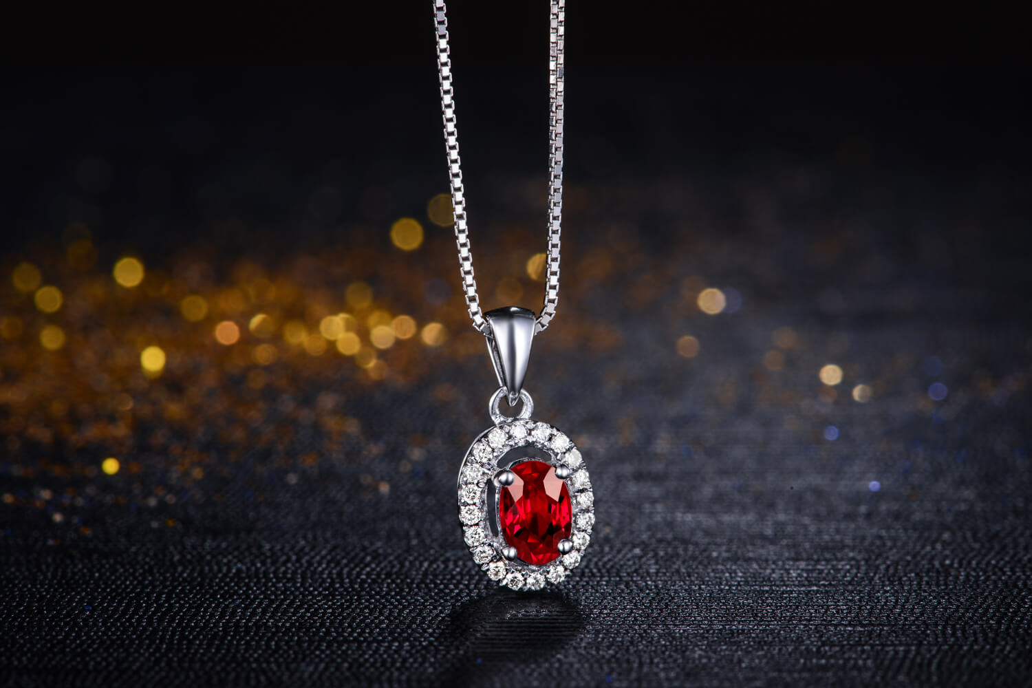 无烧素面红宝石价格是多少？红宝石常见产地在哪？