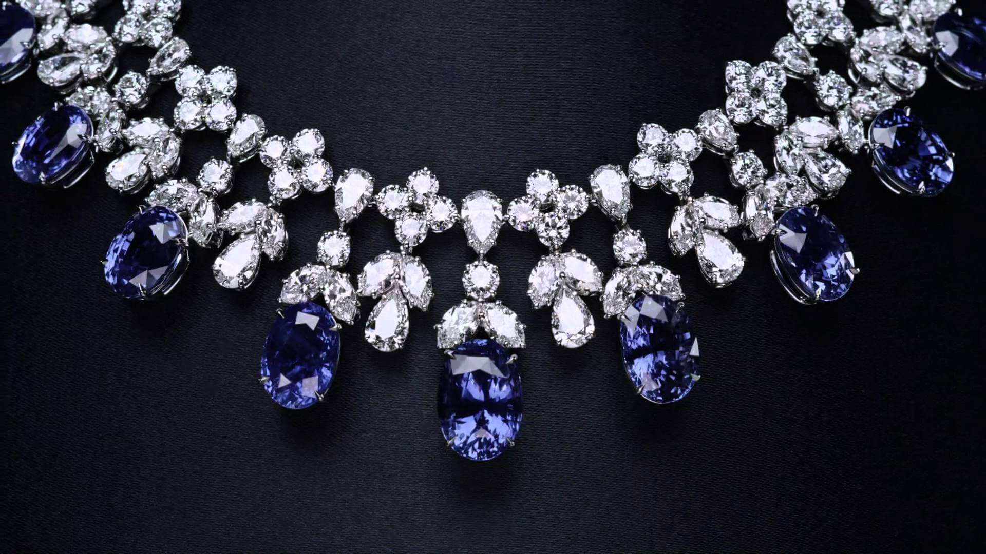 带大家了解九月生辰石蓝宝石的奥秘！这也是蓝宝石令人着迷的原因！