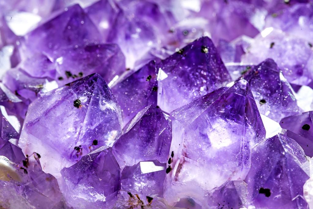紫水晶的鉴别方法