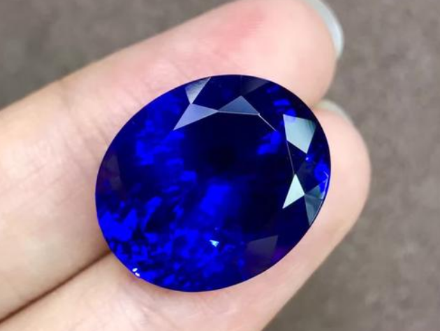 国际坦桑蓝宝石价格走势如何？它和其它宝石有什么不同？