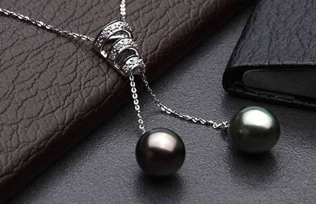 优质纯正的黑珍珠的特征