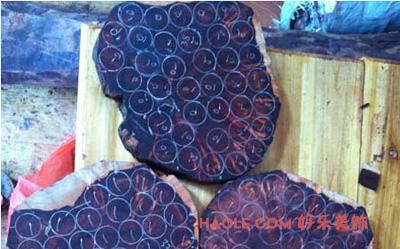 小叶紫檀从原木制作成手串的制造过程-第4张图片-趣盘玩
