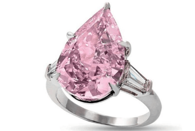 粉色钻石的价格贵不贵？钻石的不同颜色是如何形成的？