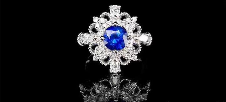 孔雀蓝宝石价格是什么水平？孔雀蓝宝石是如何发掘的？
