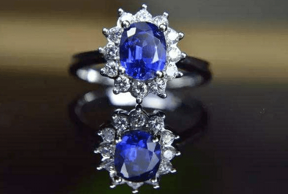 蓝宝石与红宝石区别有哪些？难道仅仅是颜色不同吗？