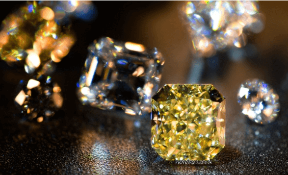 只知道黄色钻石的价格高还不够，学会挑选黄钻才最重要！