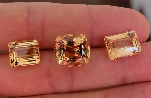 赛黄晶介绍，赛黄晶的功效与作用，黄钻石的替代者