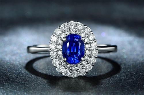 澳洲蓝宝石价格多少钱？澳洲蓝宝石的特点有哪些？